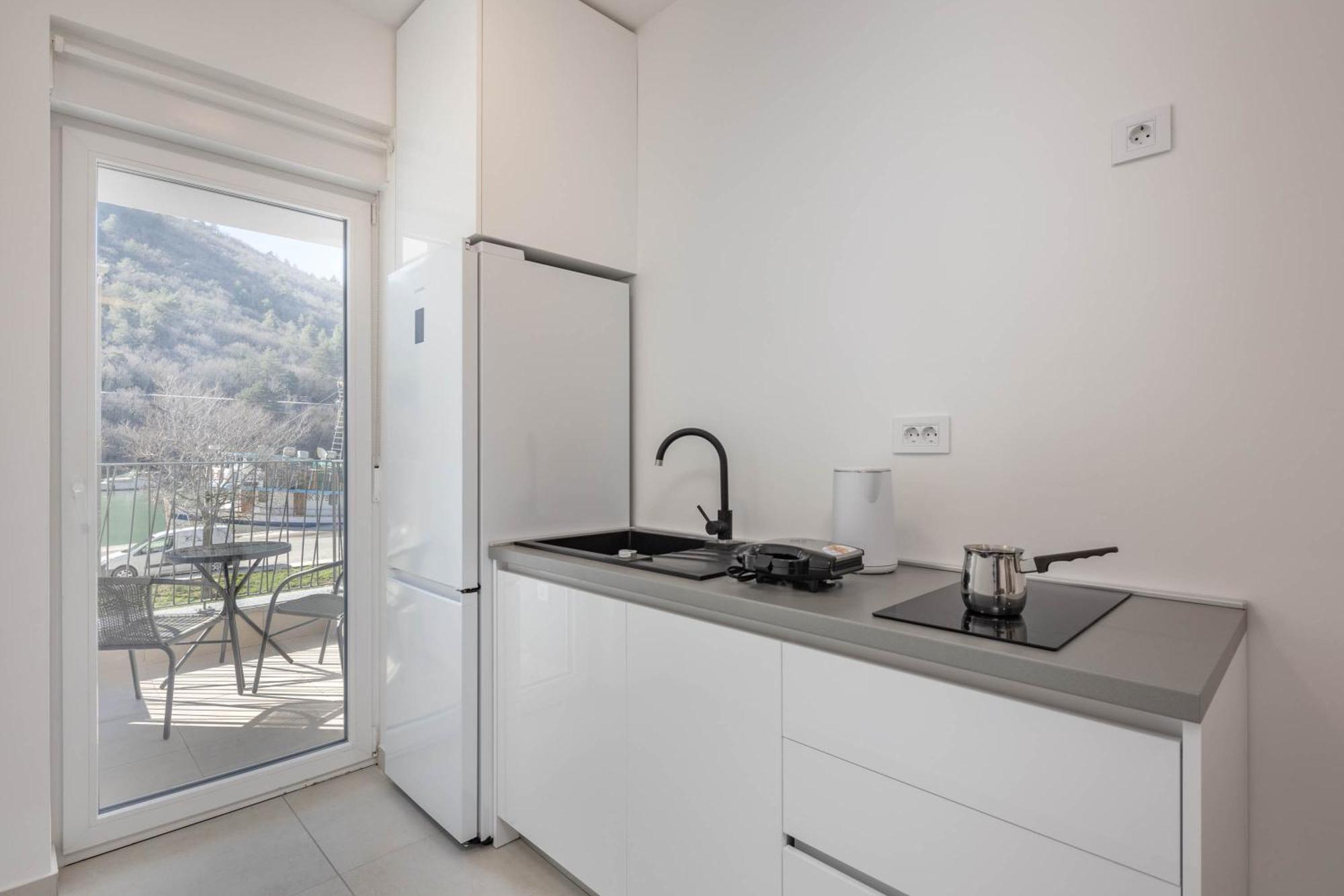 Seafront Villa Andrijana - Happy Rentals Plomin Exterior foto